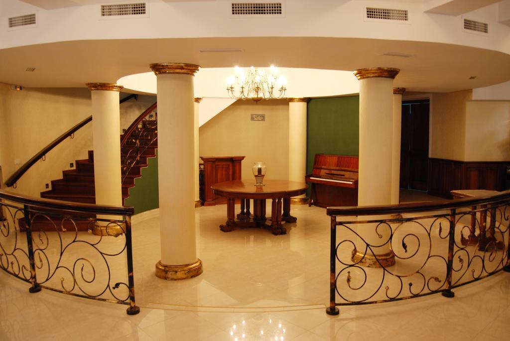 Hotel Gallant سيبيو المظهر الخارجي الصورة